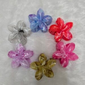 Marble pattern floral claw clip