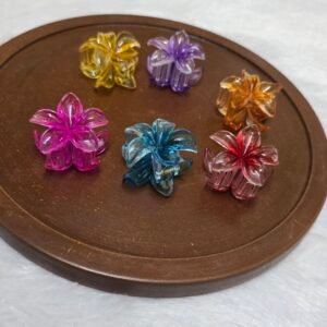 Small glossy floral claw clip