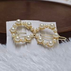 Pearl hair clip