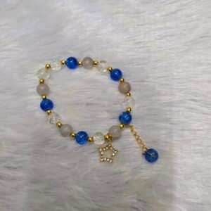 Beaded bracelet with star charm