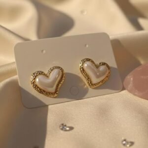 Rhinestone stud earrings
