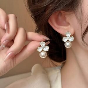 White floral pearl earrings