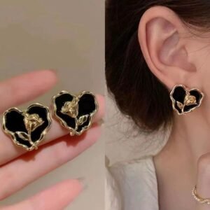 Dark romance rosebud earrings