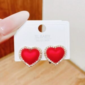 Blood red heart stud