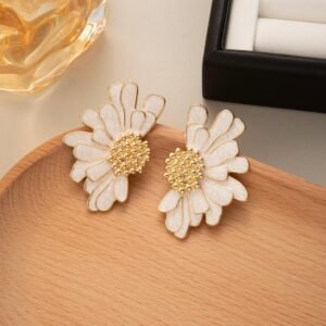 White flower stud earrings