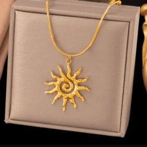 Anti tarnish sun pendant necklace