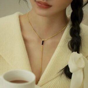 Anti tarnish snake chain and geometric bar pendant