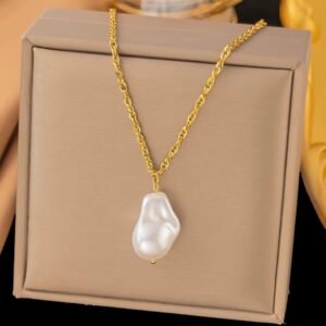 Anti tarnish white baroque pearl pendant