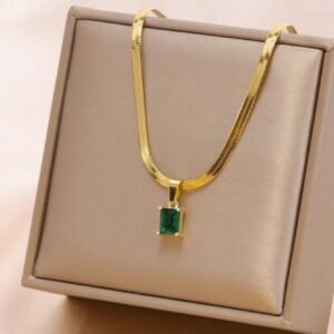 Anti tarnish green pendant