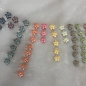 Mini sunflower claw clip