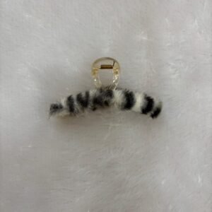 Fur claw clip