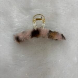 Fur claw clip
