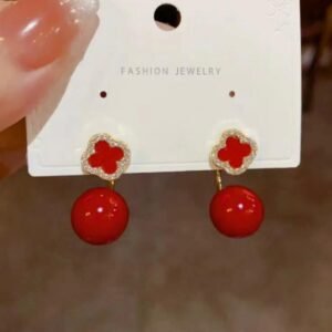 Red clover ball stud