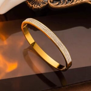 Anti tarnish crystal bangle