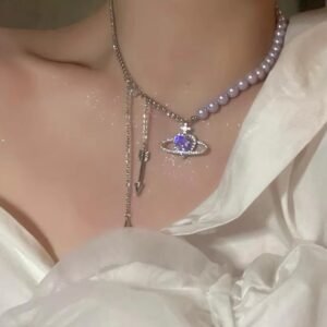 Silver and pearl necklace